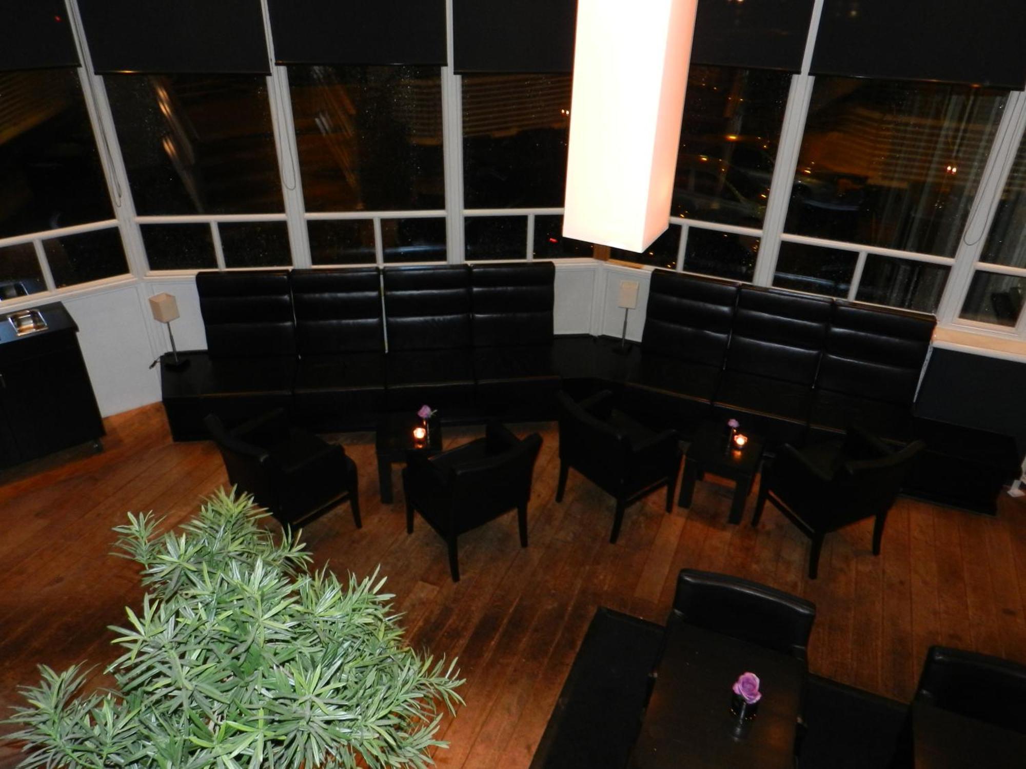 Van Der Valk Hotel Drongen Exterior foto