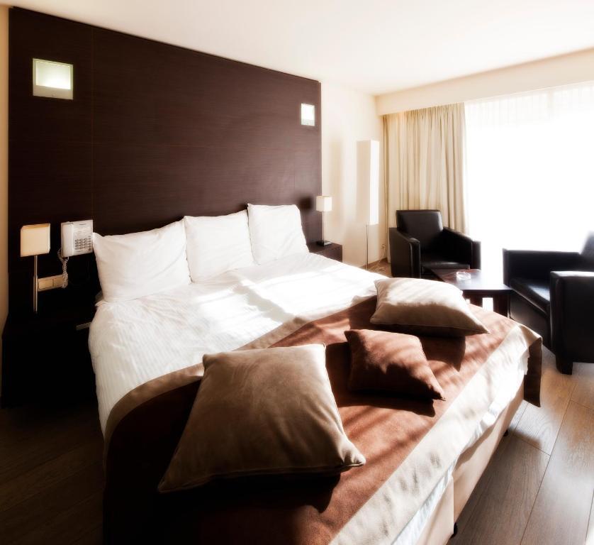 Van Der Valk Hotel Drongen Quarto foto